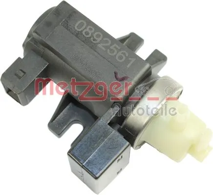 Pressure converter, turbocharger
